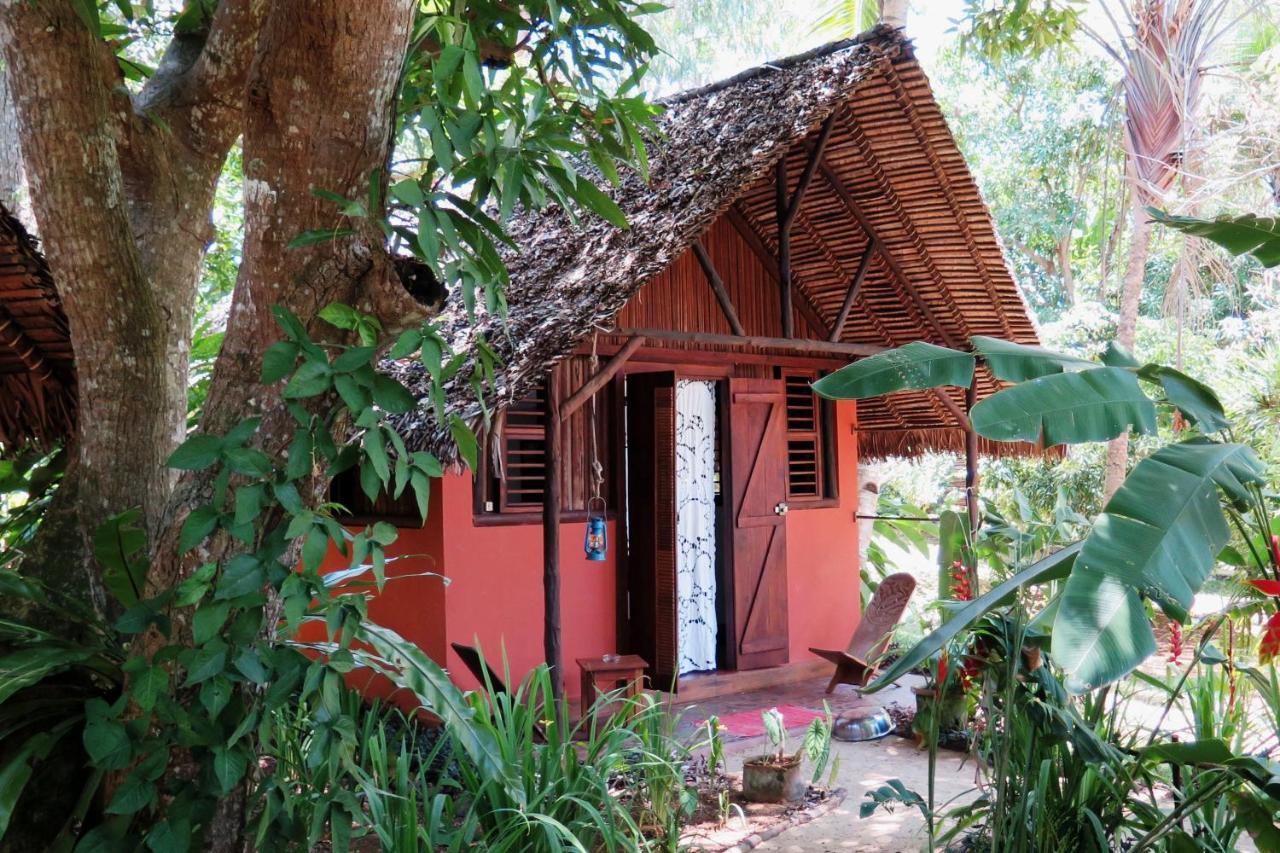 Ampasimena Sakatia Lodge מראה חיצוני תמונה